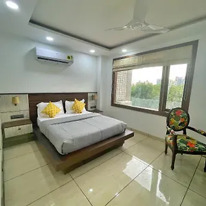 Guest house The Desire Cyberhub, Gurgaon