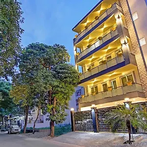 Hostel Nuab House - Near Fortis, Max, Medanta, Paras Hospitals And Huda Metro, Gurgaon
